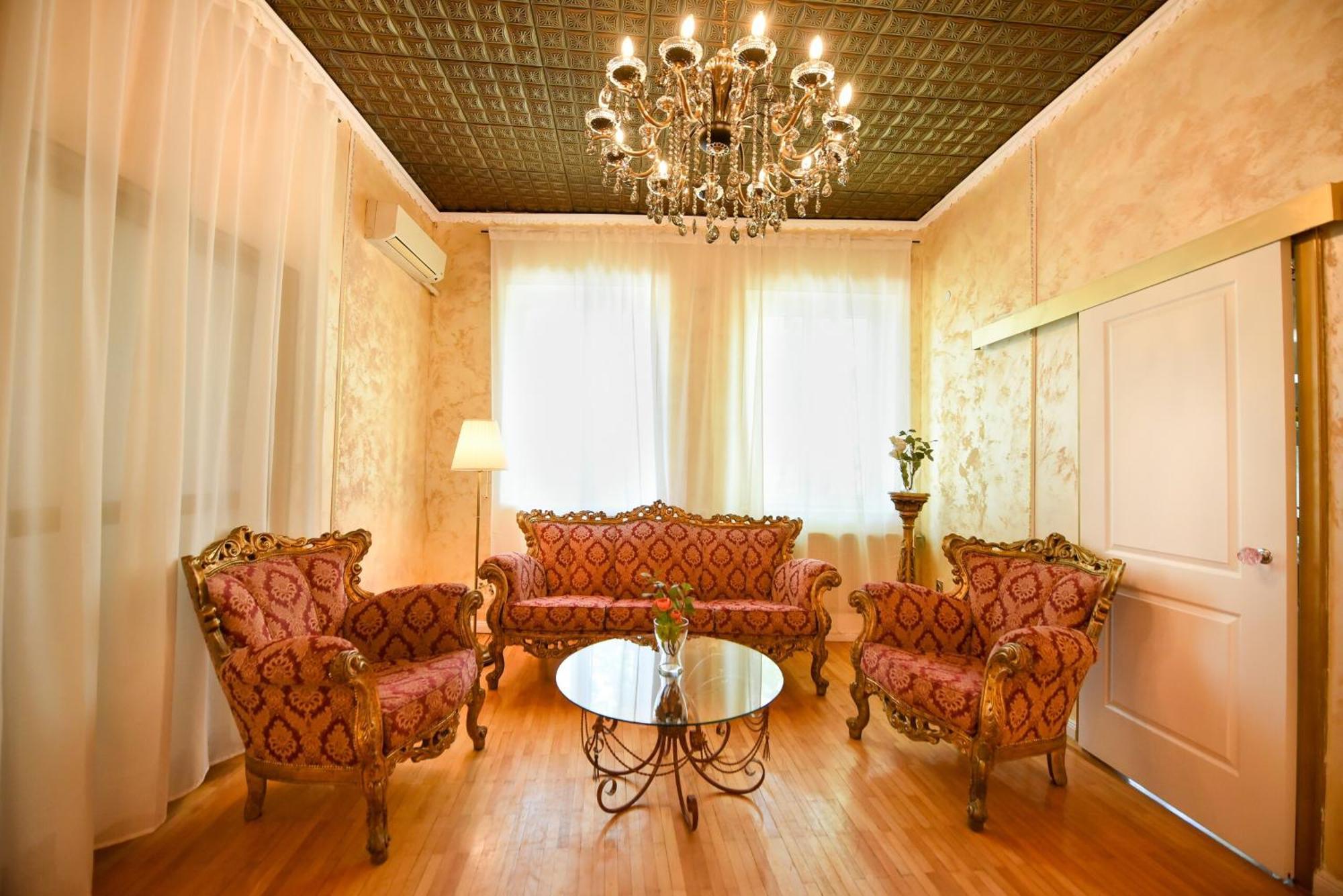 Centrally Located 2Br Apartment With Balcony & Unique Design Бухарест Экстерьер фото